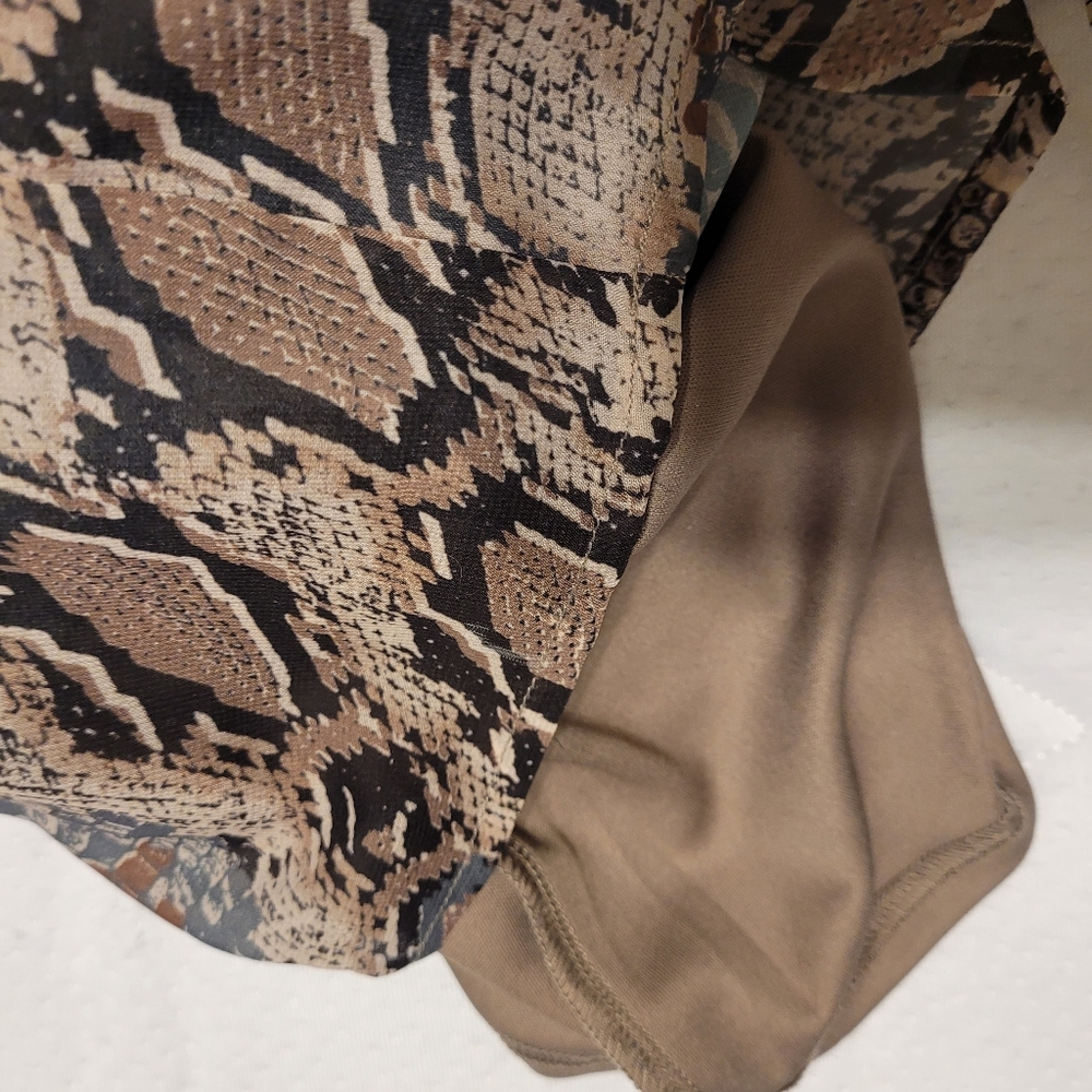 Sage python print jump suit - Picture 7 of 11